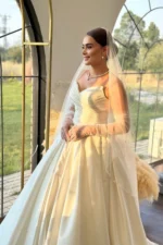 Saten Helen Model Gelinlik (Müşteri Fotoğrafı)