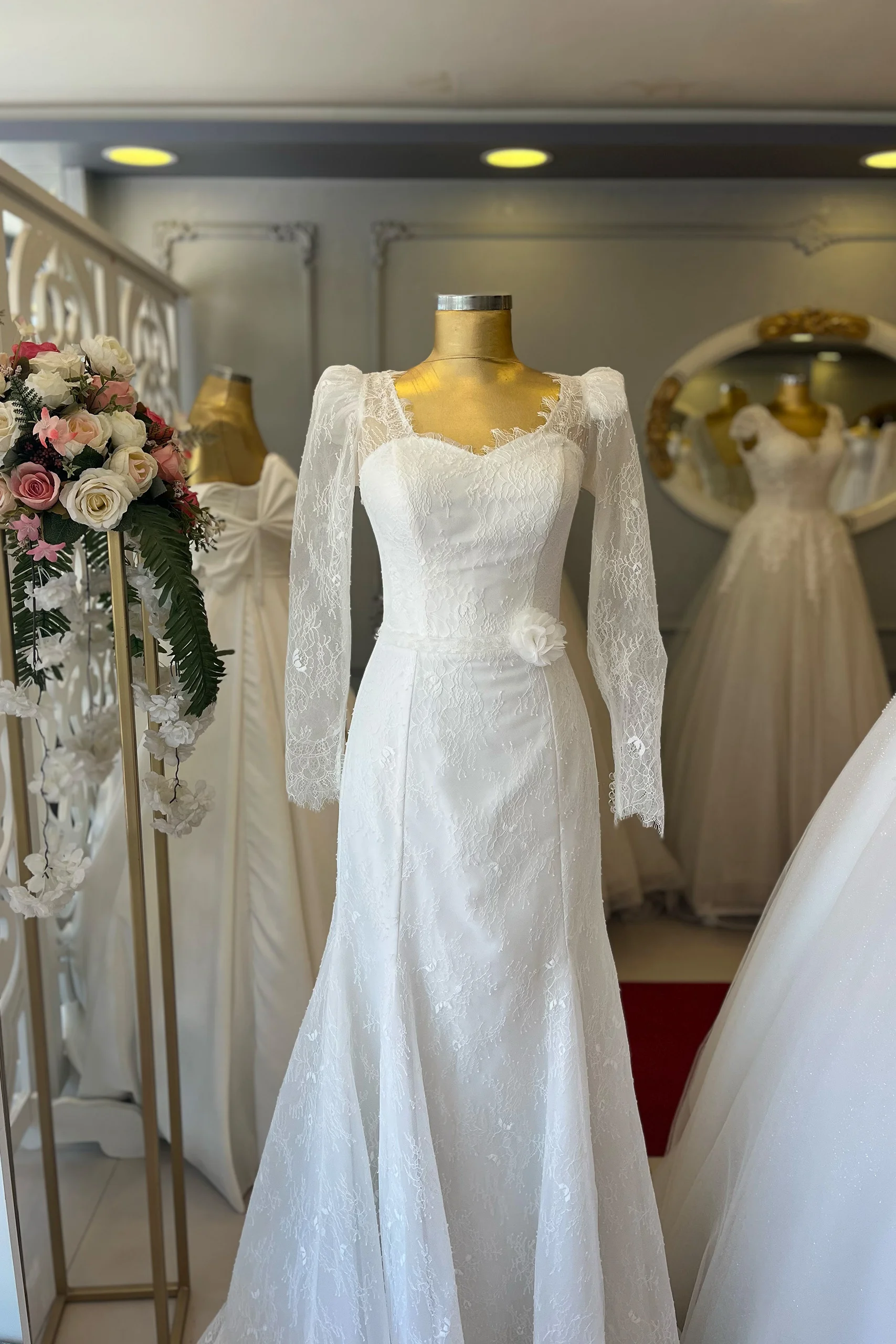 IMG_7252 Tül Kollu Balık Model Gelinlik - Görsel 1