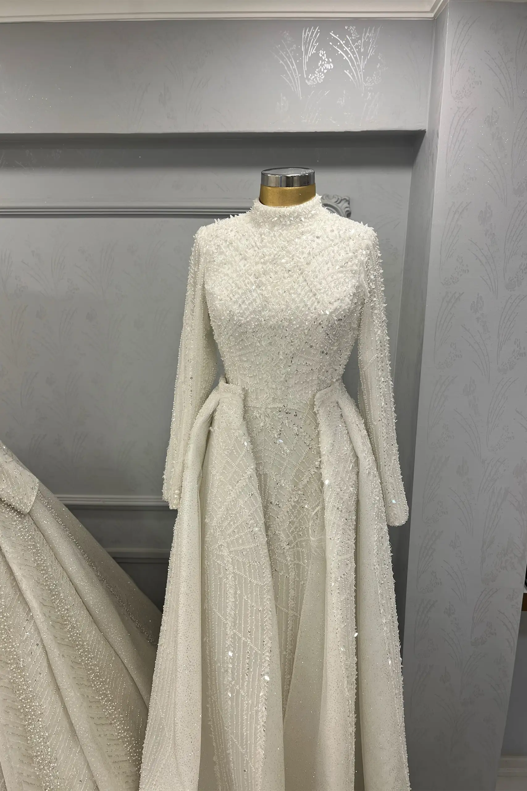 IMG_7273 Bel Detaylı Düz Prenses Model Tesettür Gelinlik - Görsel 1