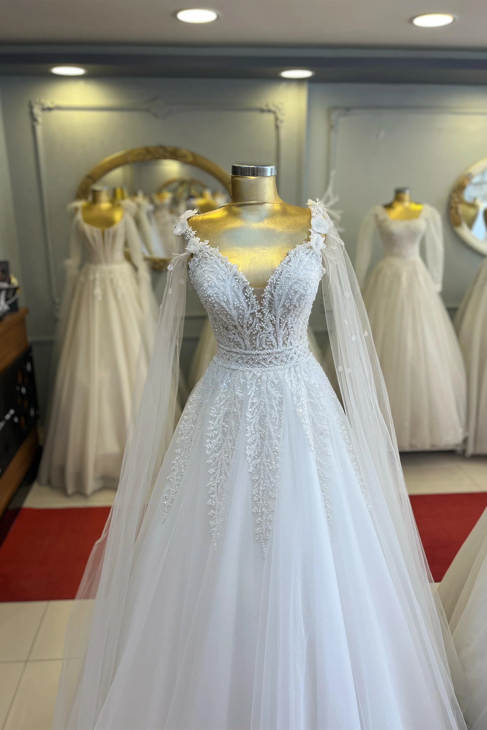 IMG_7347 Omuzları Açık Tüllü Helen Gelinlik - Görsel 1